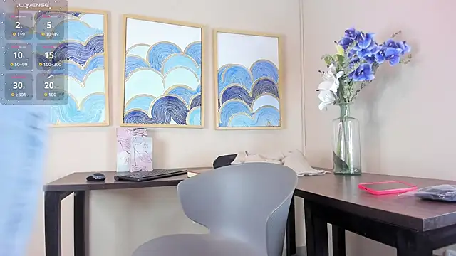 andrea xoe  online show from 11/29/25, 02:31