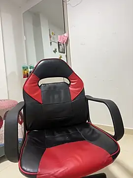 sashaoficial  online show from 09/11/25, 10:32