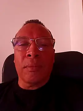 Snapshot of OrionStone chatting on 03/20/25, 05:15 OrionStone online show from 03/20/25, 05:15