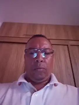 Snapshot of OrionStone chatting on 03/23/25, 12:36 OrionStone online show from 03/23/25, 12:36