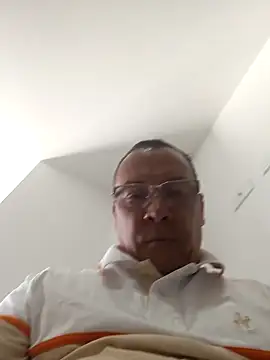 Snapshot of OrionStone chatting on 09/14/25, 07:02 OrionStone online show from 09/14/25, 07:02
