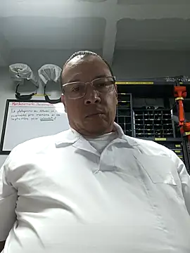Snapshot of OrionStone chatting on 09/22/25, 03:30 OrionStone online show from 09/22/25, 03:30