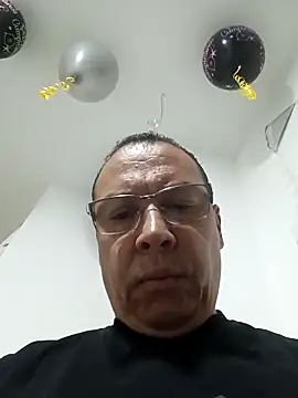 Snapshot of OrionStone chatting on 09/26/25, 12:14 OrionStone online show from 09/26/25, 12:14