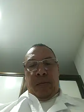 Snapshot of OrionStone chatting on 10/01/25, 08:20 OrionStone online show from 10/01/25, 08:20