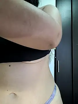 Yuli Mars online show from 10/02/25, 10:28