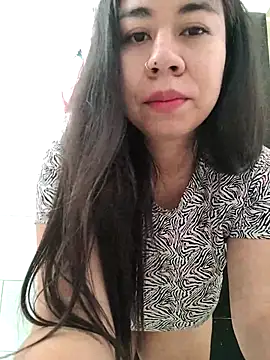 Yuli Mars online show from 11/16/25, 04:23