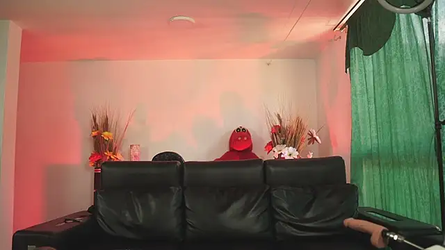 bonniie 98  online show from 10/29/25, 08:54