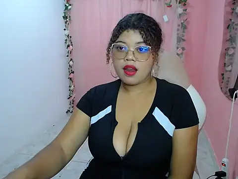natalietits1 online show from 10/09/25, 07:12