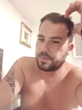 Snapshot of iunutmi chatting on 09/20/25, 08:43 iunutmi online show from 09/20/25, 08:43