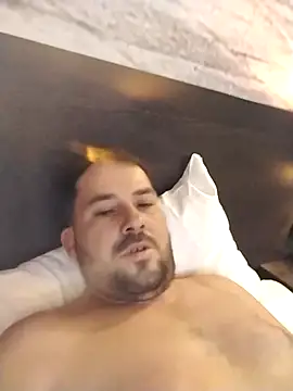 Snapshot of iunutmi chatting on 10/06/25, 07:33 iunutmi online show from 10/06/25, 07:33