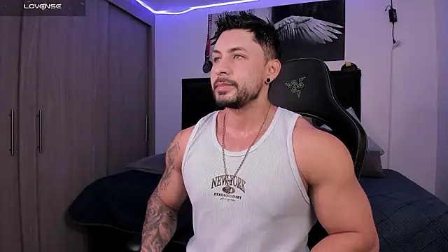 santi aesthetic online show from 02/10/26, 01:53