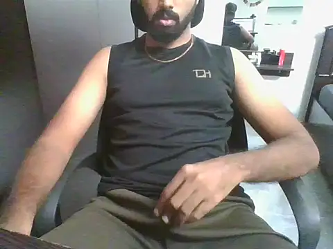Snapshot of lovelyakash69 chatting on 06/02/26, 05:20 lovelyakash69 online show from 06/02/26, 05:20