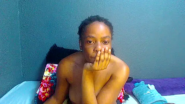 SMALLBOOBSXX online show from 05/22/26, 05:03