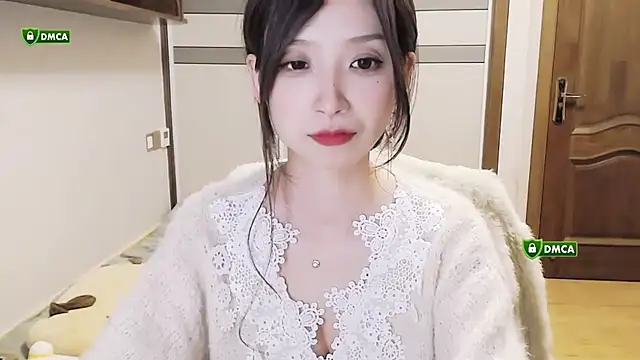 ke-le online show from 10/20/25, 02:17