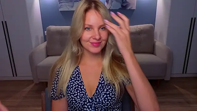 Snapshot of MelanieBennett chatting on 07/14/26, 08:41 MelanieBennett online show from 07/14/26, 08:41