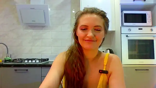 TesssaHart online show from 03/25/26, 10:05