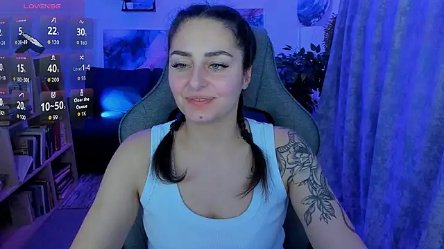 ValeriiMills online show from 03/10/26, 10:04