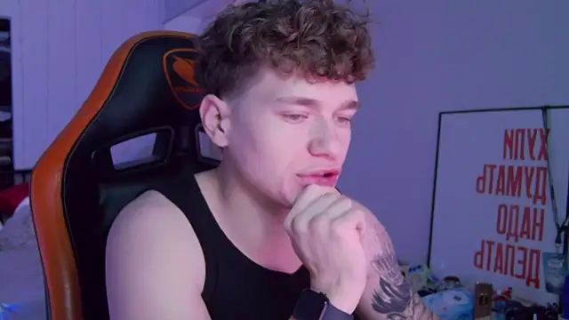 DanyDavis online show from 11/11/25, 07:47