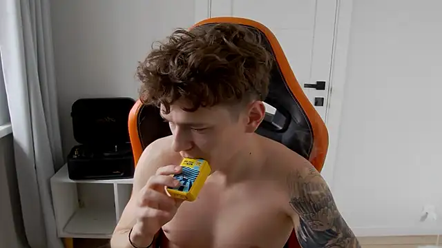 DanyDavis online show from 03/21/26, 08:19