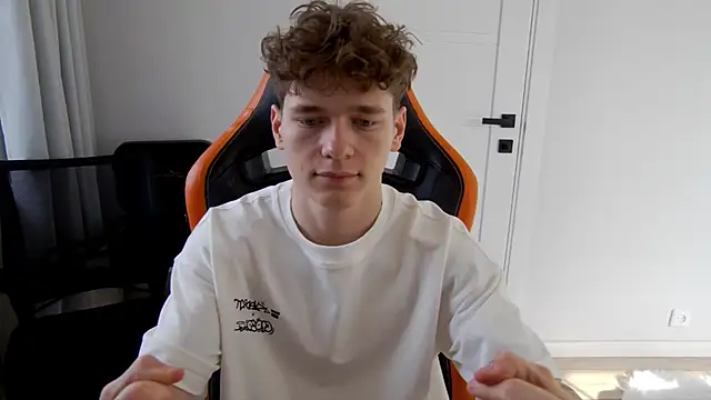 DanyDavis online show from 03/27/26, 08:20