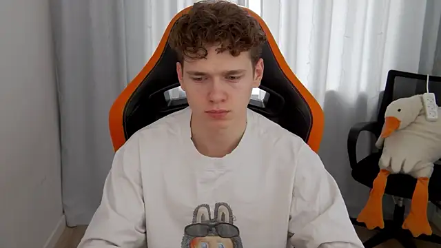 DanyDavis online show from 04/11/26, 09:46