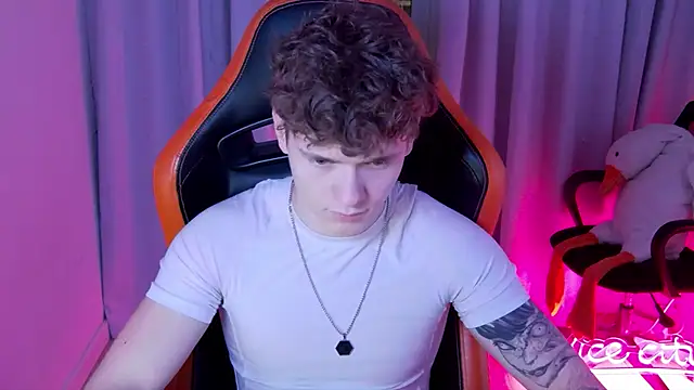 DanyDavis online show from 04/12/26, 04:45