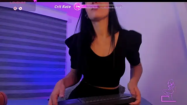 Snapshot of SaraRoldan chatting on 09/13/25, 04:45 SaraRoldan online show from 09/13/25, 04:45