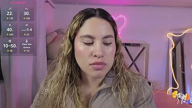 saaya tay online show from 03/18/26, 03:42