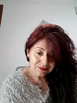 Snapshot of lunadicty chatting on 09/18/25, 10:23 lunadicty online show from 09/18/25, 10:23