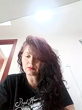 lunadicty online show from 11/30/25, 08:13