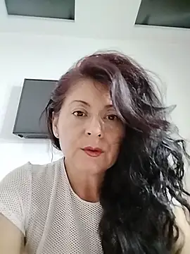 Snapshot of lunadicty chatting on 07/11/26, 12:57 lunadicty online show from 07/11/26, 12:57
