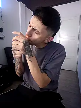 Chris  Jones online show from 12/16/25, 06:57