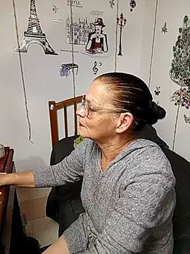 katrina perez online show from 02/05/26, 12:04