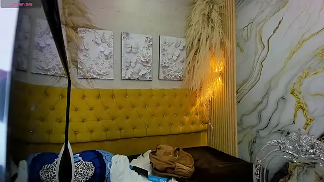 Cerecitaa02  online show from 09/16/25, 11:55