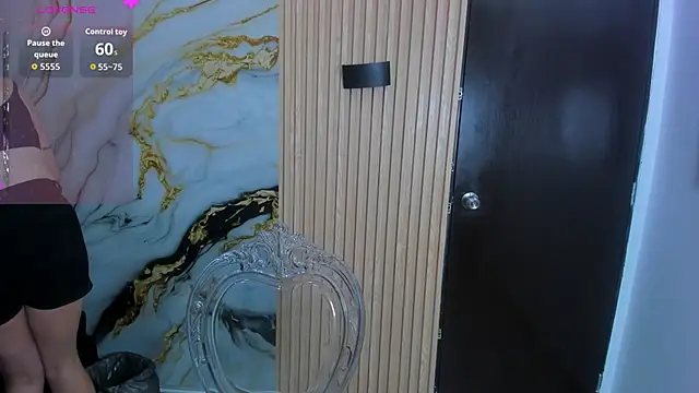 Cerecitaa02  online show from 09/19/25, 11:44