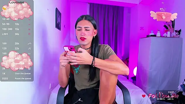 Snapshot of SkylerBennet chatting on 09/12/25, 03:50 SkylerBennet online show from 09/12/25, 03:50