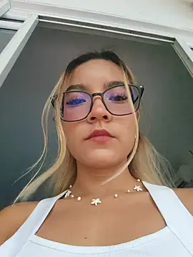 Pretty roxxyy online show from 03/21/26, 11:15