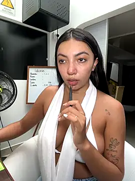 ImAshley1 online show from 10/04/25, 02:04