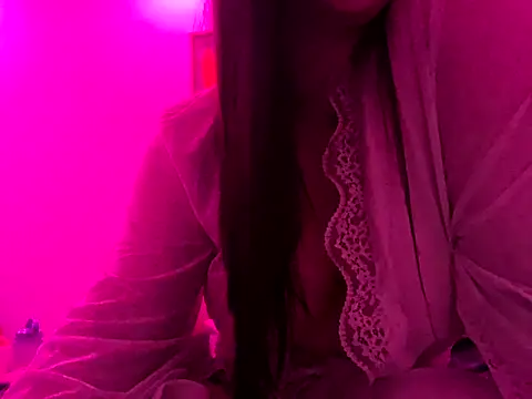 MoonlitLust online show from 04/23/26, 08:33