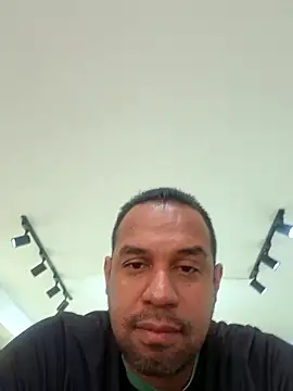 elnegro707070 online show from 01/14/26, 11:16