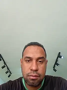 elnegro707070 online show from 02/07/26, 01:26