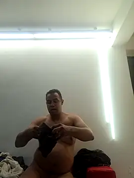 elnegro707070 online show from 03/06/26, 11:45