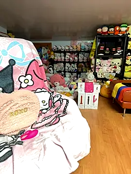 w3tkittty online show from 10/16/25, 11:06