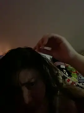 Snapshot of w3tkittty chatting on 03/29/26, 12:43 w3tkittty online show from 03/29/26, 12:43