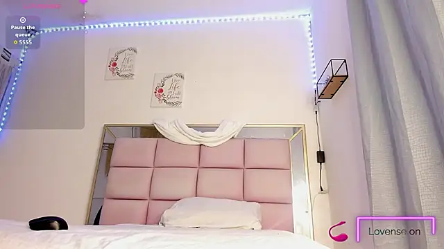 Snapshot of Stefy_Craft chatting on 10/05/25, 01:37 Stefy Craft online show from 10/05/25, 01:37