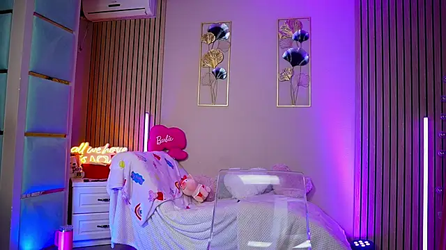 SabrinaJade online show from 02/13/26, 05:36