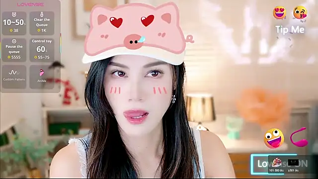 LunaBelle1984 online show from 11/24/25, 03:12