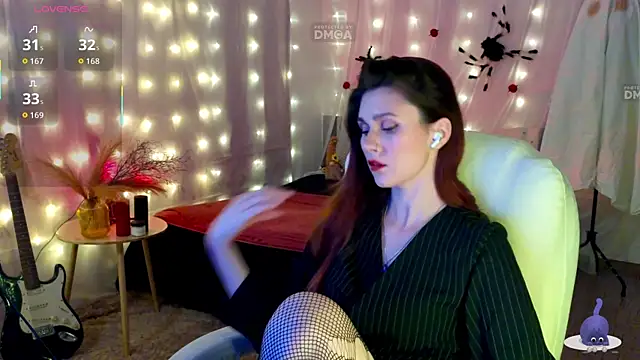 KatrinRayJoy online show from 10/25/25, 02:24