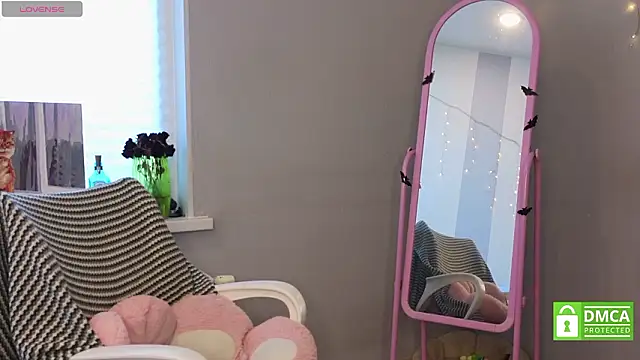 sweetuniporn online show from 02/13/26, 07:26