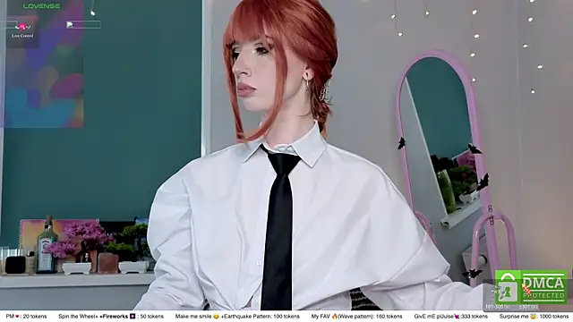 Snapshot of sweetuniporn chatting on 05/22/26, 08:32 sweetuniporn online show from 05/22/26, 08:32